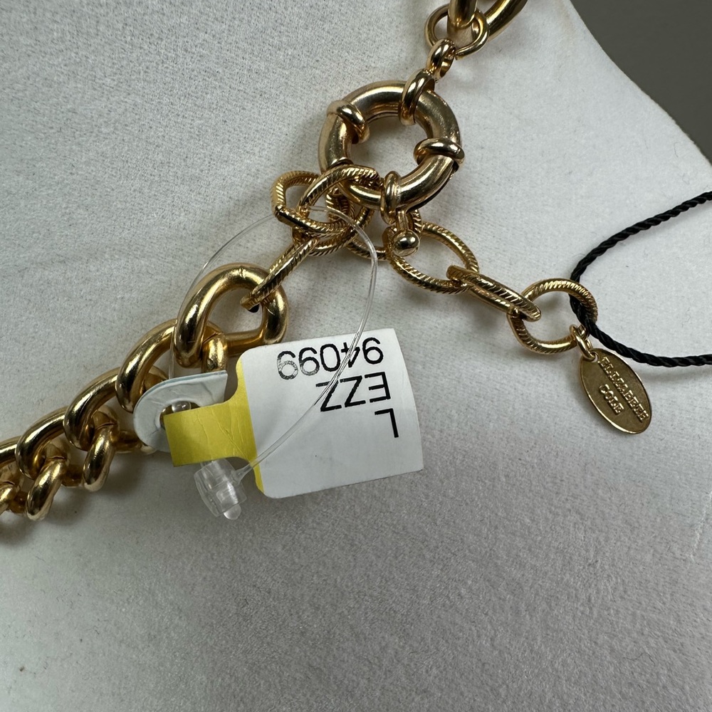 Beautiful Elizabeth Cole gold chain necklace - Picture 3 of 8
